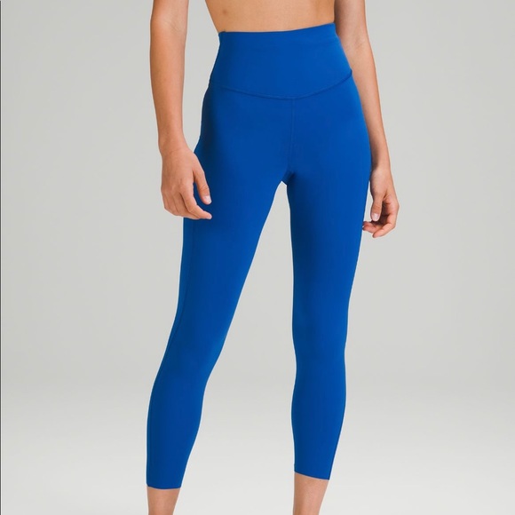 ISO Lululemon - Picture 4 of 4